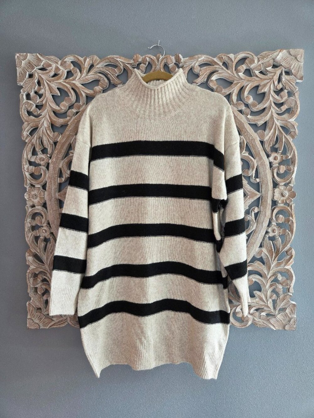 Line & Dot Rosie Striped Sweater Dress Oatmeal/Black Large
